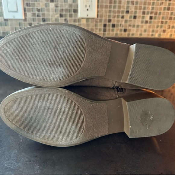 Brown Suede Women's Boots - Picture 3 of 4